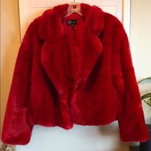 Fun faux fur jacket - Apple Red